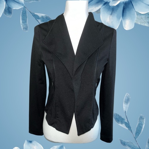 Banana Republic Jackets & Blazers - Banana Republic Black Knit Open Blazer